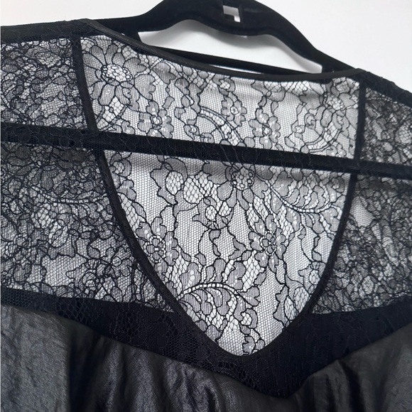 BCBGMaxAzria Metallic Black lace & ruffle dress in size M - Picture 3 of 4